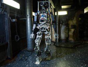 Robots could be the firefighters of the future (Image: John F. Williams/U.S. Navy photo)